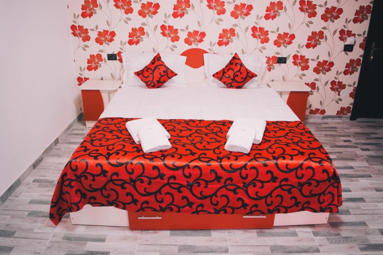 Bed and Breakfast Casa Erk Călimăneşti Exterior foto