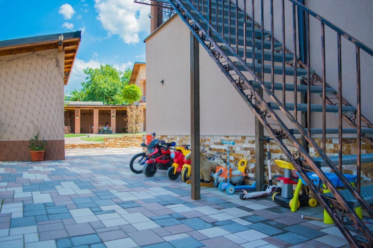 Bed and Breakfast Casa Erk Călimăneşti Exterior foto