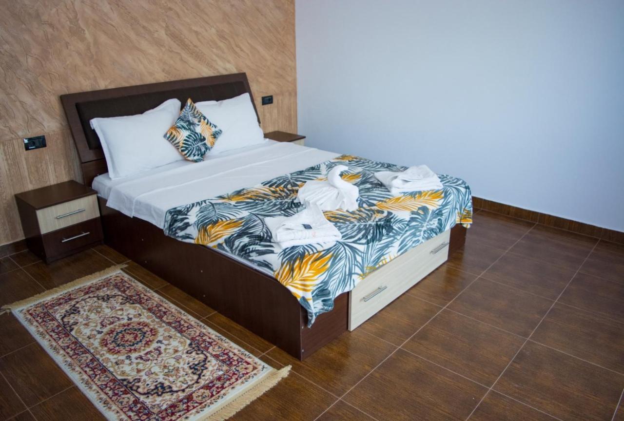 Bed and Breakfast Casa Erk Călimăneşti Exterior foto