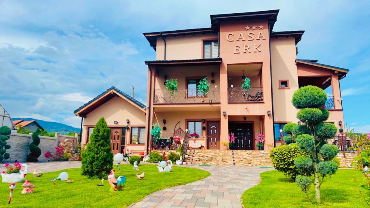 Bed and Breakfast Casa Erk Călimăneşti Exterior foto
