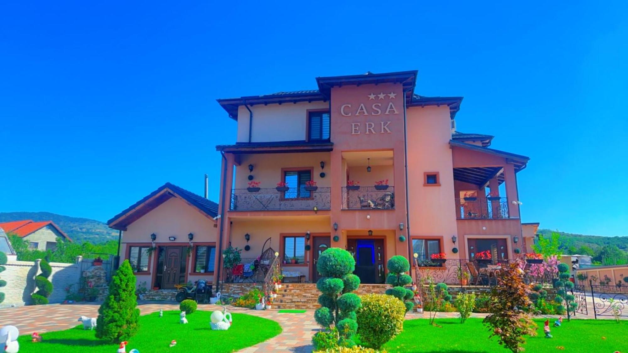 Bed and Breakfast Casa Erk Călimăneşti Exterior foto